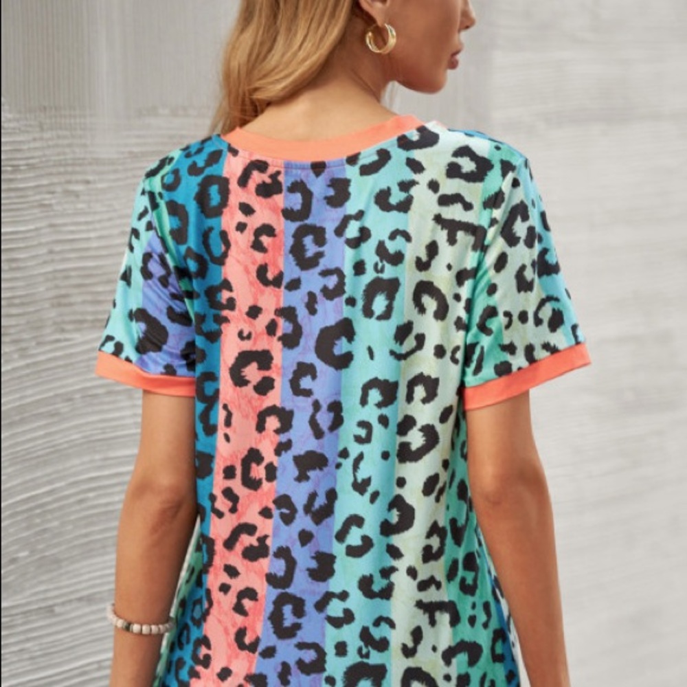 Multi-Colored Leopard Print Top - Picture 3 of 3
